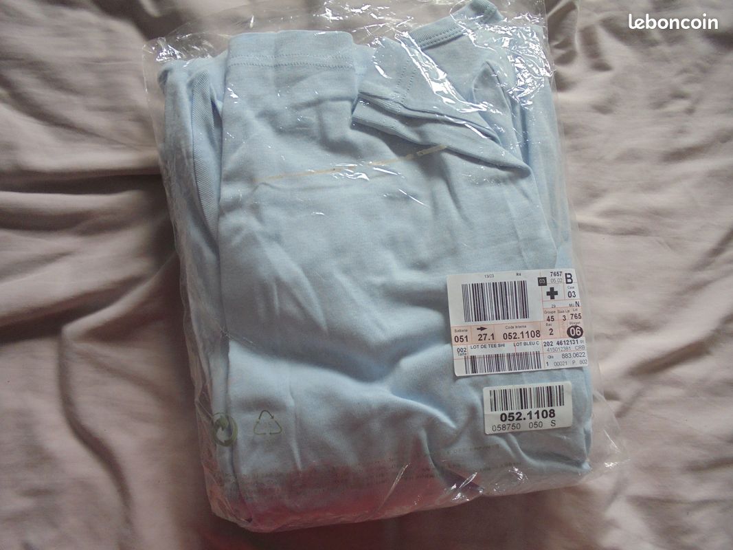 Lot de tee shirt taille S neuf la redoute Vêtements