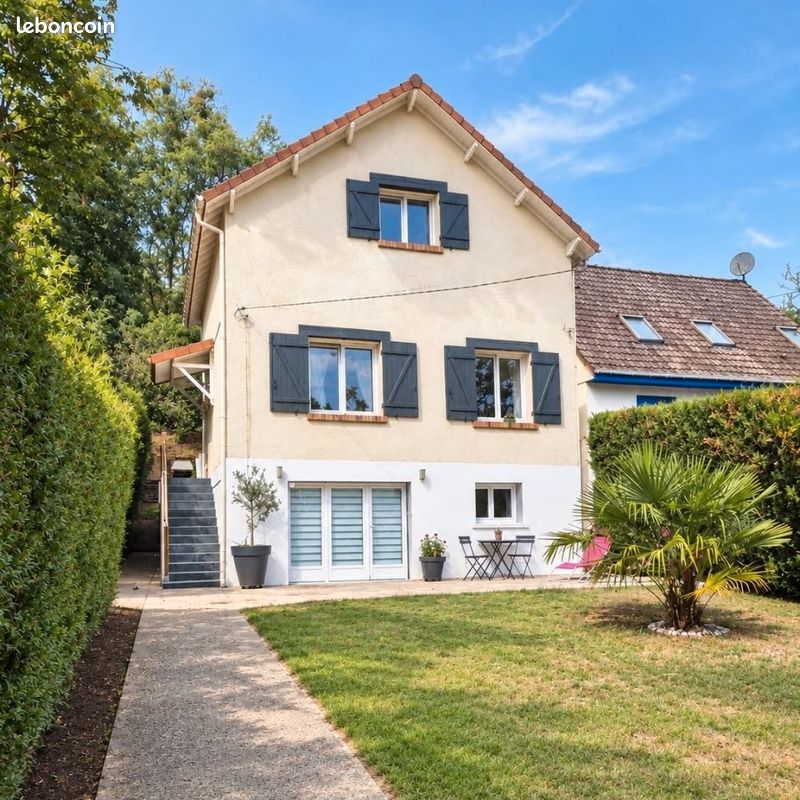 Maison 5 pièces 90 m² · à Corbeil-Essonnes · 90 m² · 329 000 €
