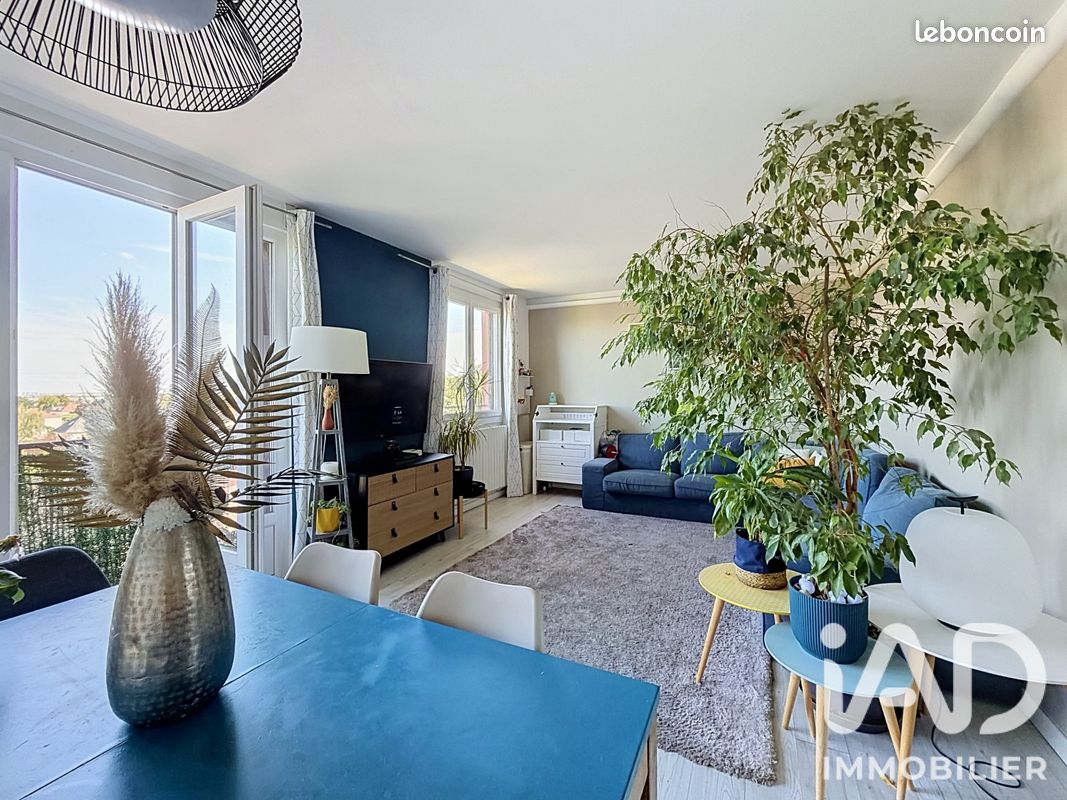 Appartement 4 pièces 80 m² · à Le Mesnil-le-Roi · 80 m² · 339 000 €