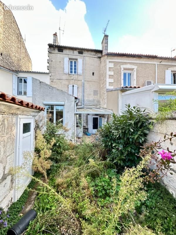 Maison 7 pièces 95 m² · à Angoulême · 95 m² · 139 750 €
