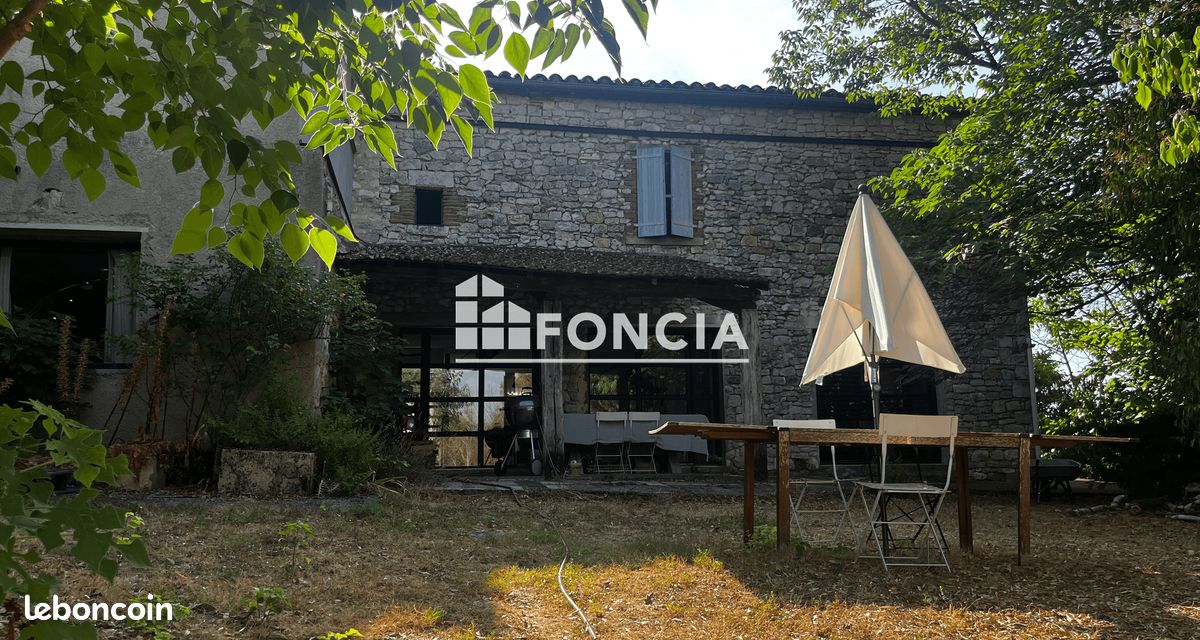Maison 9 pièces 220 m² · à Cagnac-les-Mines · 220 m² · 410 000 €