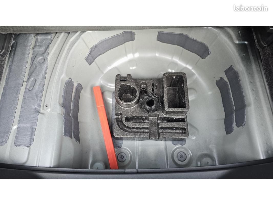 Seat Arona STYLE 1.0 TSI 95cv + Pack Spring + Aide au stationnement arrière (image 25)