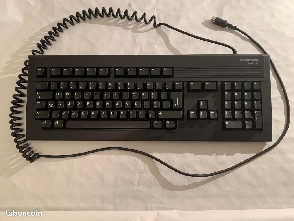 Clavier Commodore Amiga CDTV (image 1)