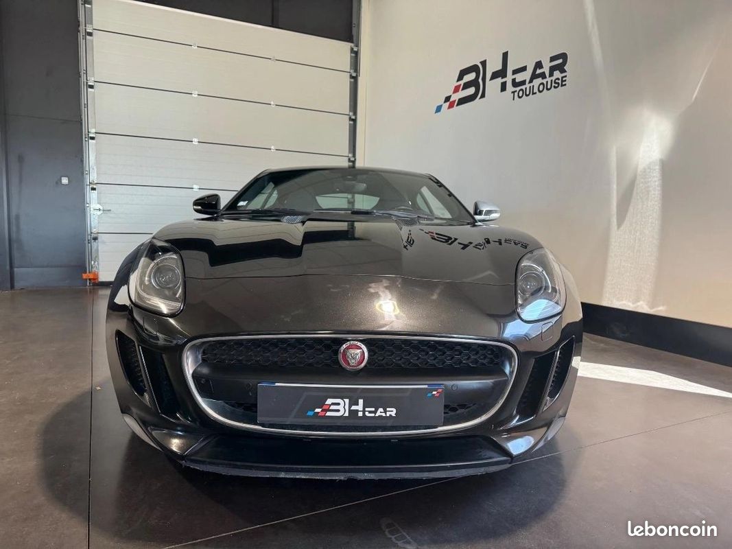 Jaguar F-type COUPE SURALIMENTE 3.0 340 R-DYNAMIC BVA (image 2)