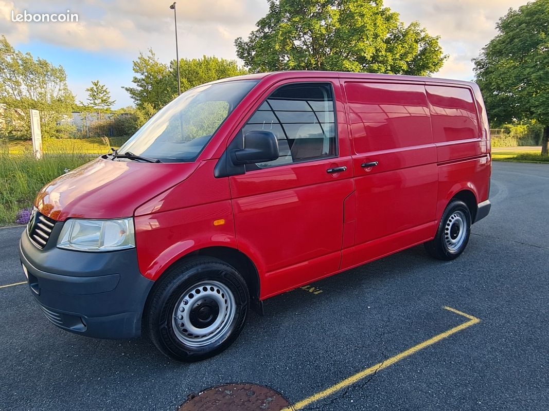 Volkswagen Transporter 2.5 TDi - turbo etc neuf - roule très bien (image 1)