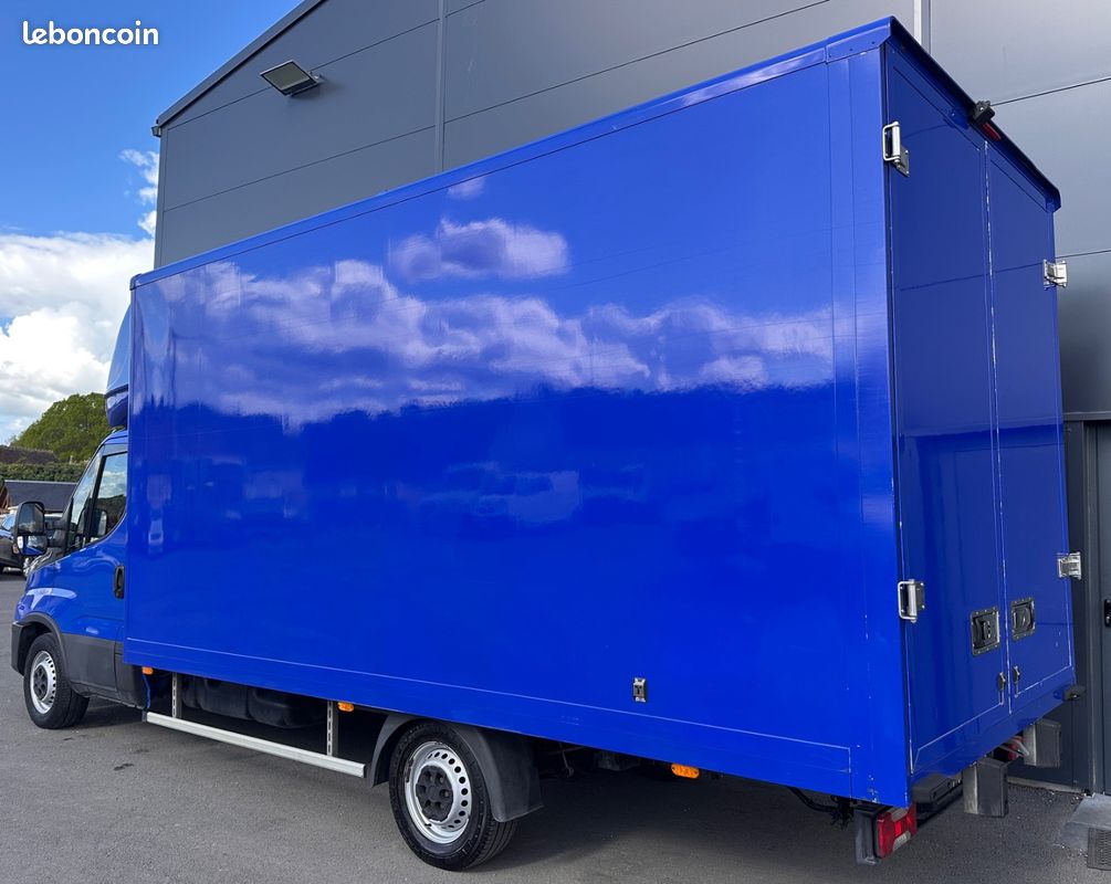Iveco DAILY 35S14 HIMATIC CAISSE 24 M3 CORSIN ✅ 20825 HT ✅ (image 2)
