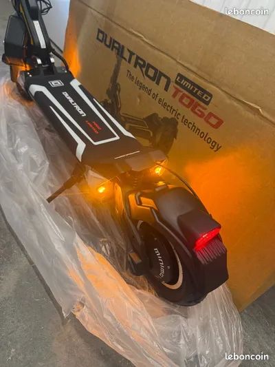Trottinette électrique Minimotors Dualtron Togo Limited 900 W 60v 15ah Noir