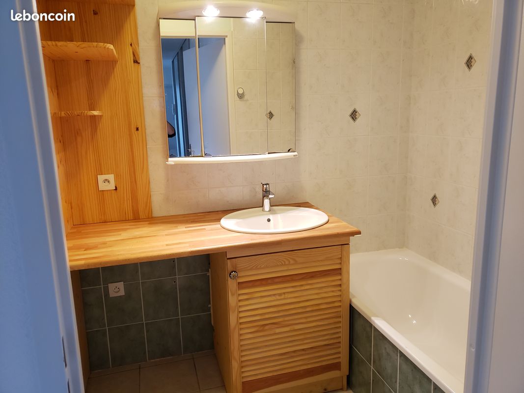 Appartement a louer fontaine - 3 pièce(s) - 65 m2 - Surfyn