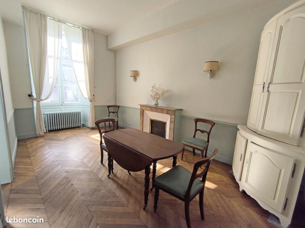 Maison 8 pièces 324 m² · à Alençon · 324 m² · 280 745 €