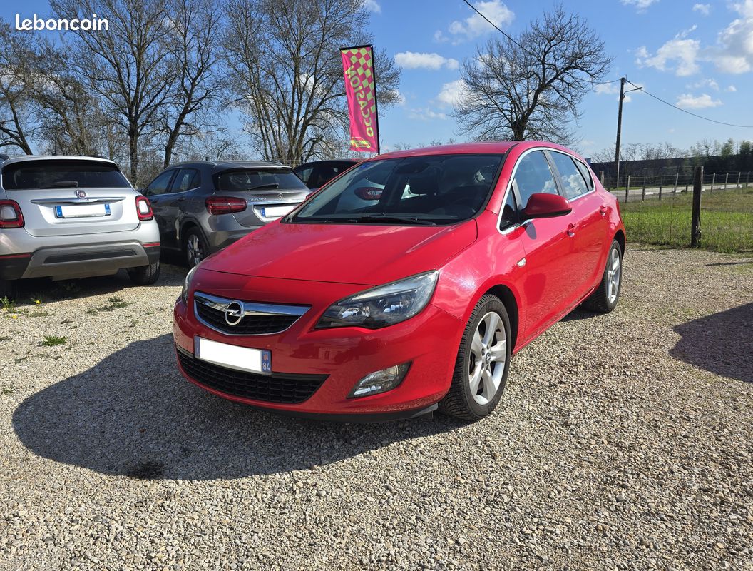 OPEL Astra J Hatchback (F68) 1.7 CDTI 125 cv (image 1)