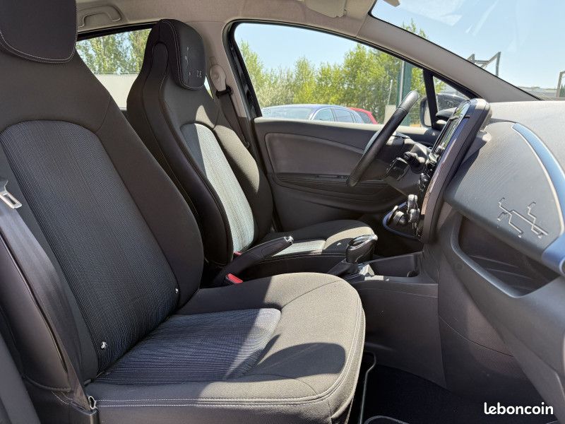 Renault ZOE INTENS CHARGE NORMALE R90 (image 18)