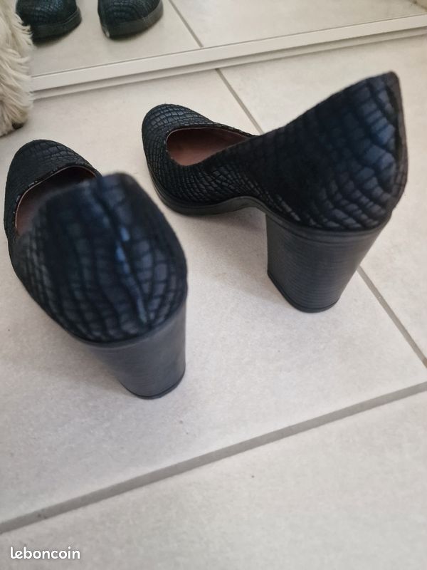 Escarpins Cuir ANDRÉ Talons Aiguilles - Taille 39 - Neuf Sans Boîte - Talon Très Haut (10cm+)