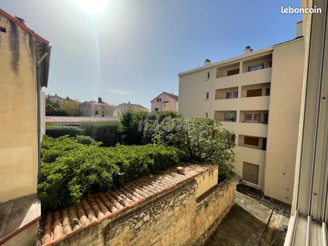 Appartement 3 pièces 56 m² · à Toulon · 56 m² · 950 €