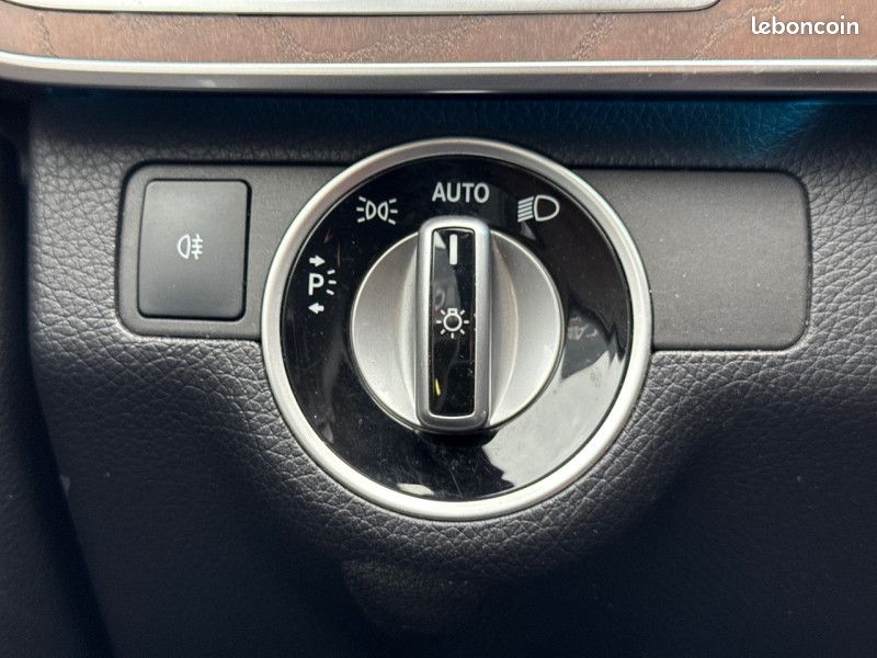 Mercedes CLASSE E BREAK 200 CDI BUSINESS EXECUTIVE 7G-TRONIC * 2016 * GARANTIE (image 29)