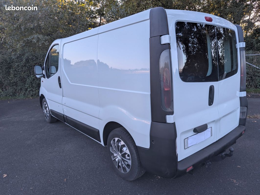 Très beau Opel vivaro 1.9di 80cv occamobile 64 pau (image 3)
