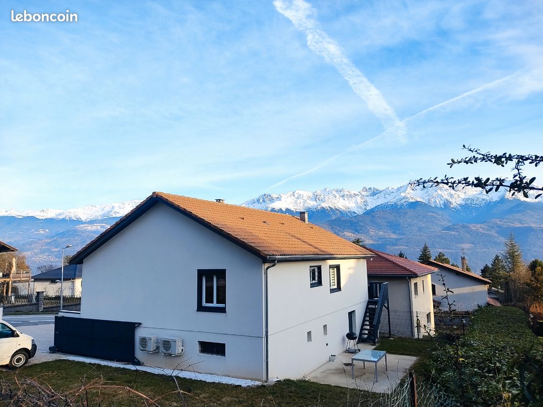Maison 6 pièces 158 m² · à Saint-Nazaire-les-Eymes · 158 m² · 498 000 €
