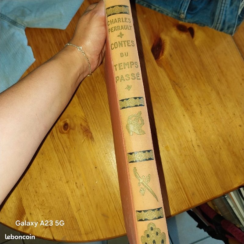 Livre contes du temps 1930 (image 6)
