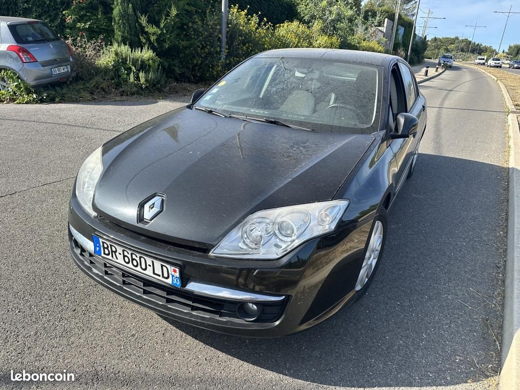 Renault Laguna III 1.5 dCi 110 eco2 Authentique (image 2)