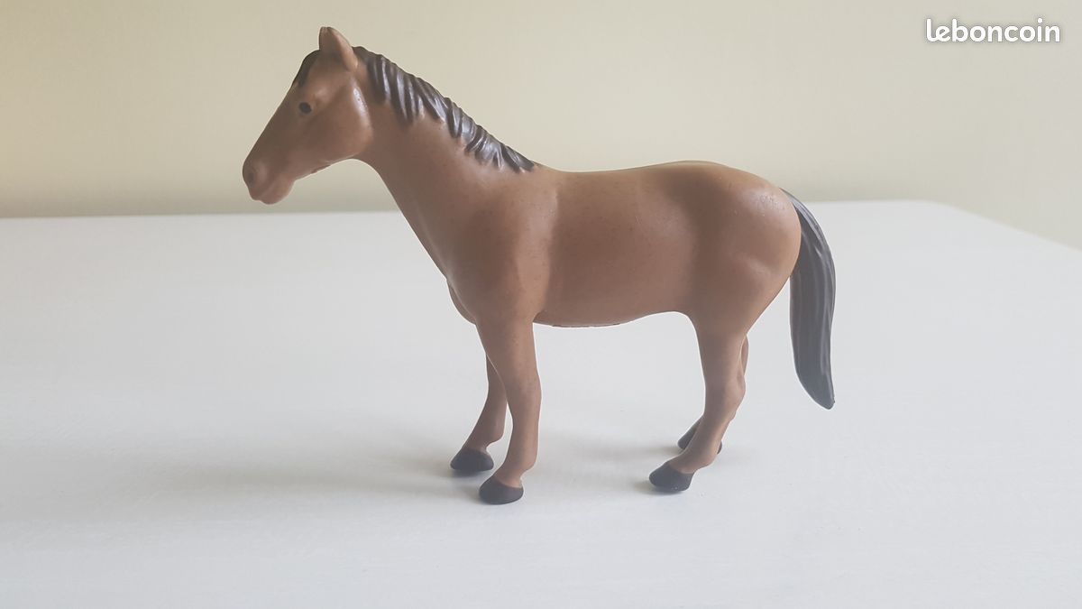 Van + cheval BRUDER ref 02028 (image 7)