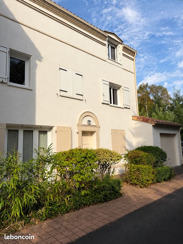 Maison 4 pièces 95 m² · à Mérignac · 95 m² · 338 600 €