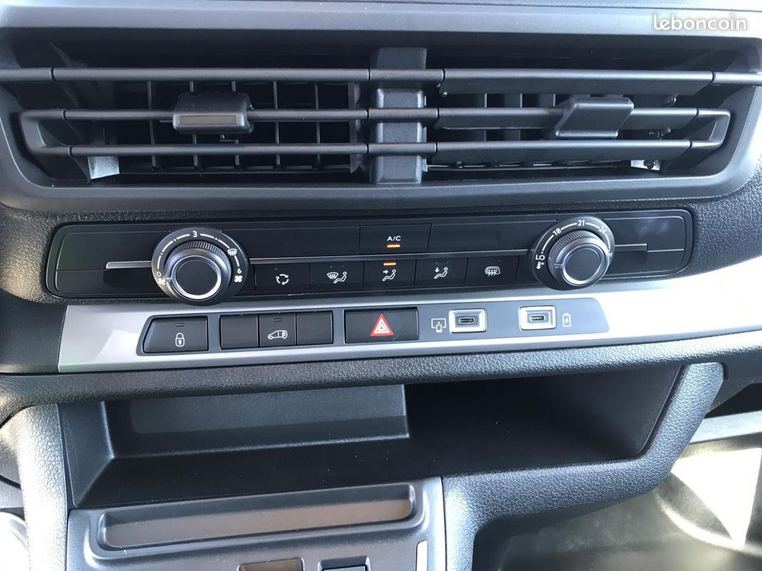 Opel vivaro fgn taille m bluehdi 180 s&s eat8 (image 15)