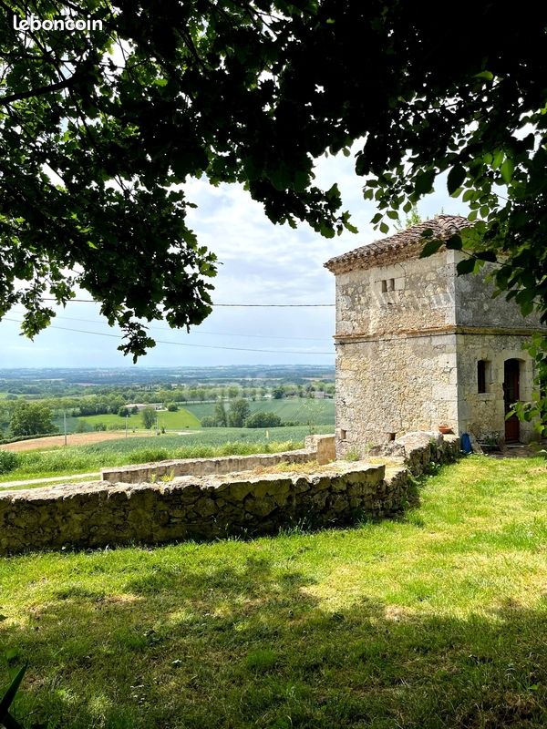 Maison 16 pièces 625 m² · à Saint-Clar · 625 m² · 780 000 €