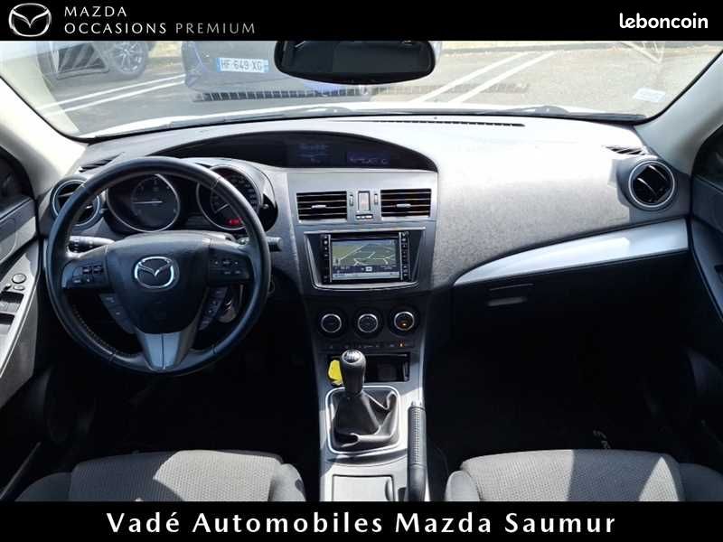 Mazda 3 2.2L MZR-CD DYNAMIQUE (image 7)
