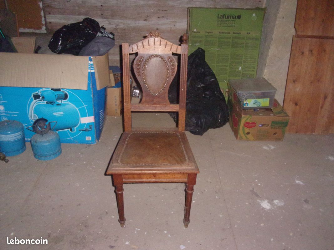 Lot de chaises anciennes (image 2)