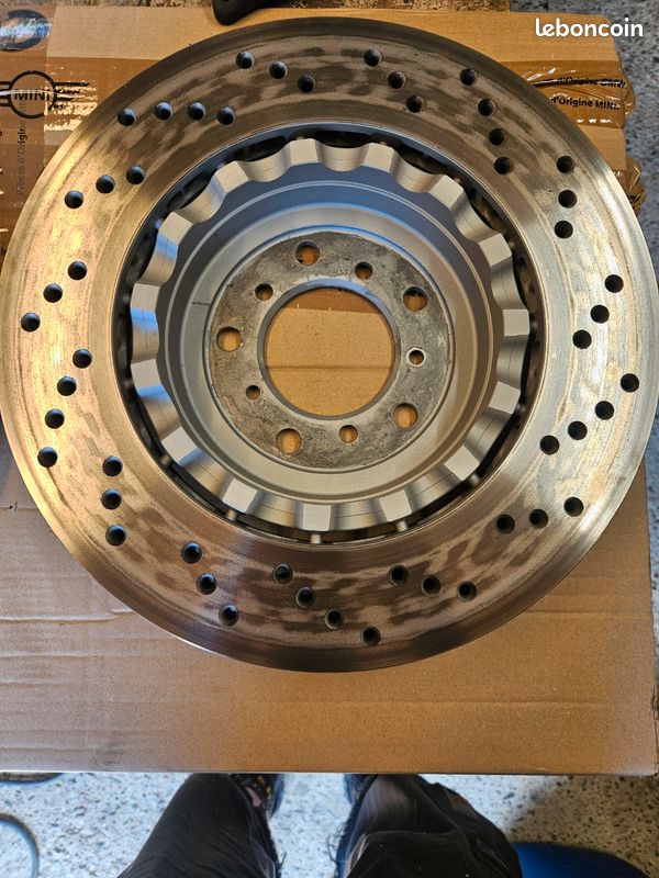 Disques bmw m3 e46 csl 345x28 (image 1)