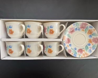 9 Tasses A Cafe Bicolores Arcopal Vintage, Orange, Bleu, Corail Et