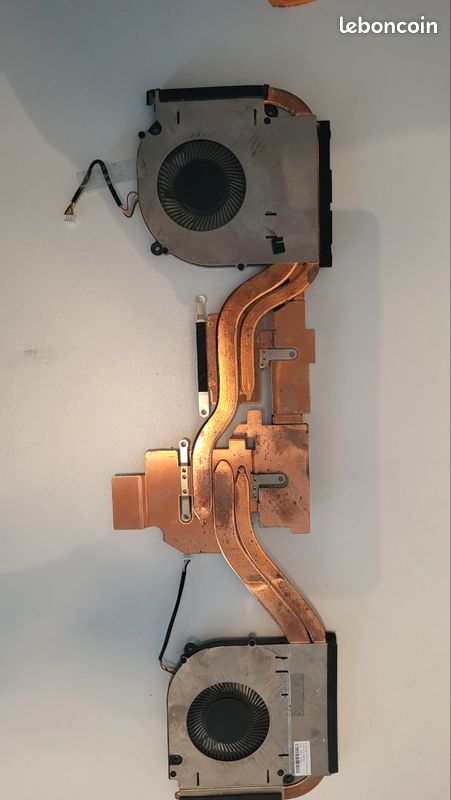 Medion Erazer Scout E10 (MD62527) Noir - RTX 3050, 144Hz : Les