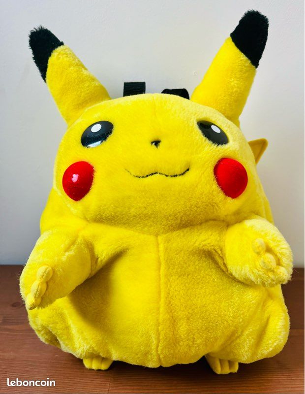 Sac à Dos Pikachu 3D Avec Oreilles - Pokémon - Jaune - Dimensions 32x30x14 Cm