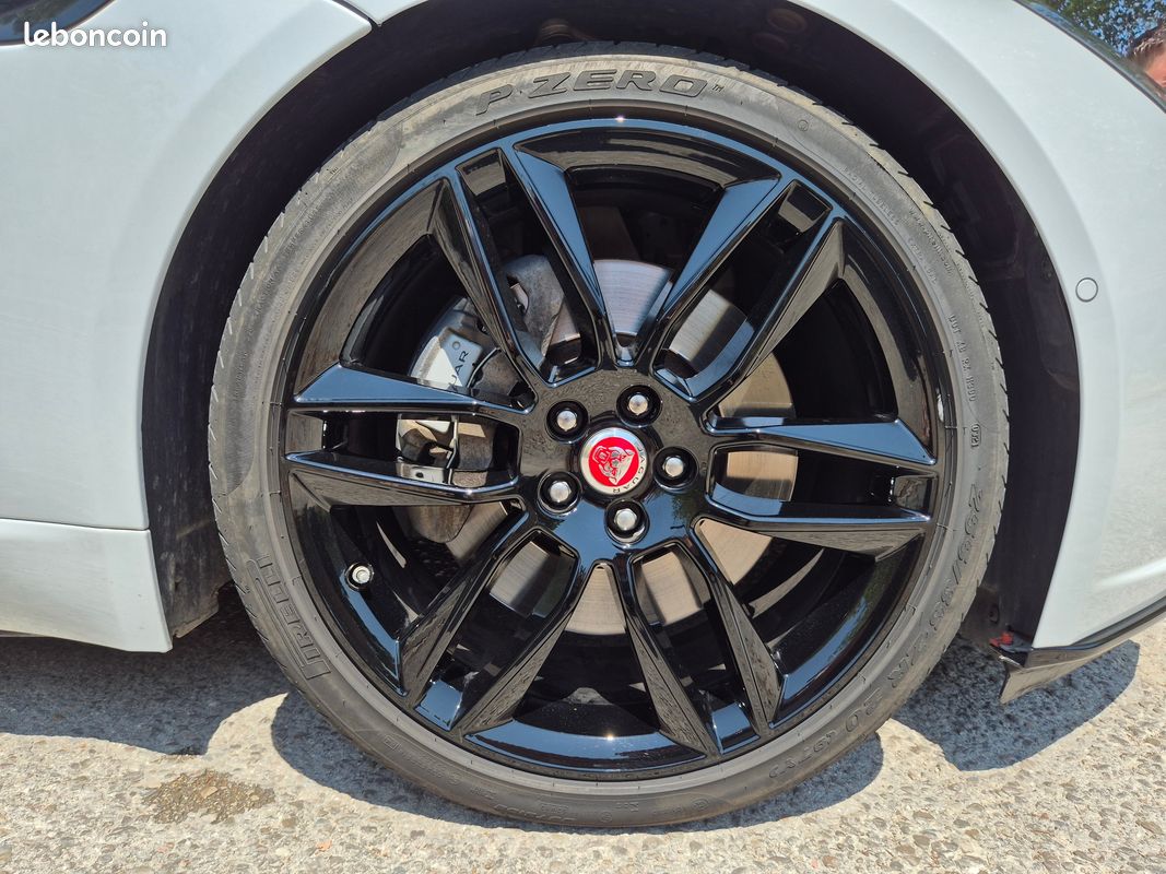 JAGUAR F-TYPE ROADSTER 2.0 T P300 R-DYNAMIC BVA FACELIFT FULL OPTIONS PAS DE MALUS SUPERBe (image 10)