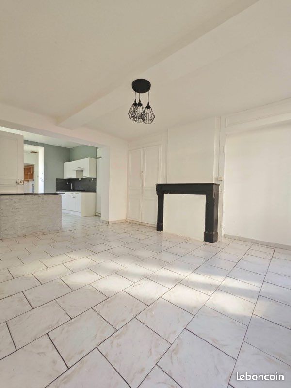 Maison 4 pièces 87 m² · à Saint-Omer · 87 m² · 800 €