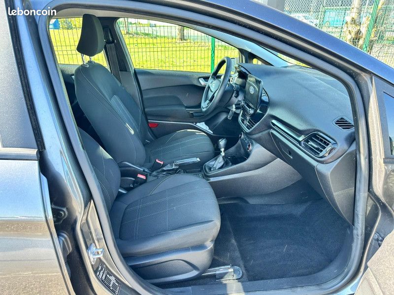 Ford FIESTA 1.5 TDCI 85CH CONNECT BUSINESS 5P (image 5)