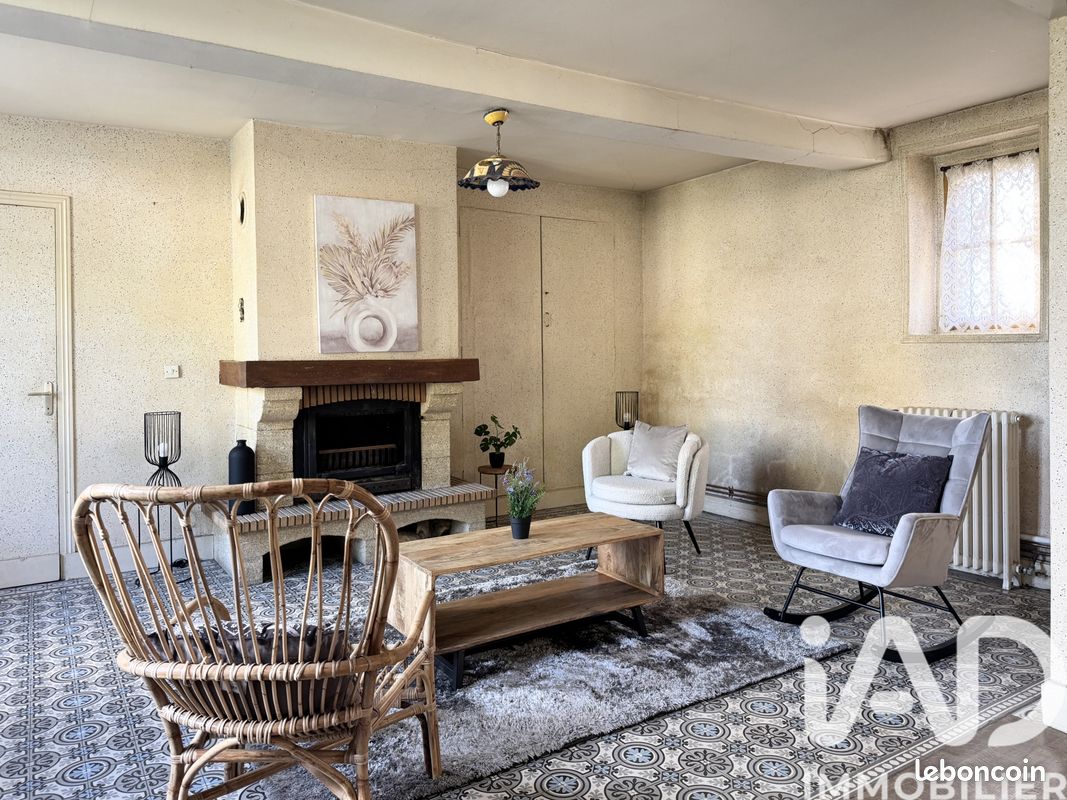 Maison 5 pièces 155 m² · à Compiègne · 155 m² · 211 000 €