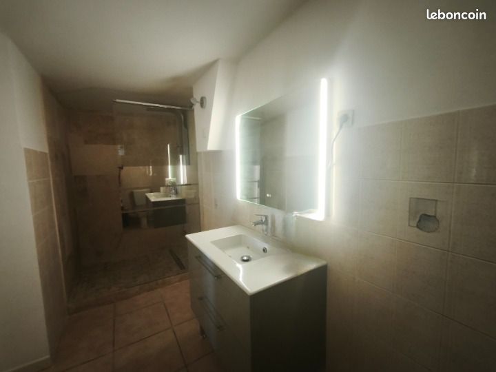 Propriété 9 pièces 205 m² (image 16)