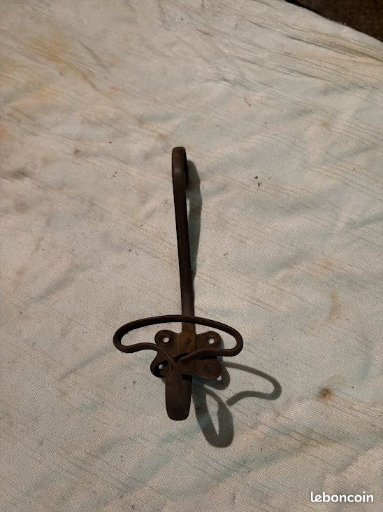 Patère ancienne (image 2)