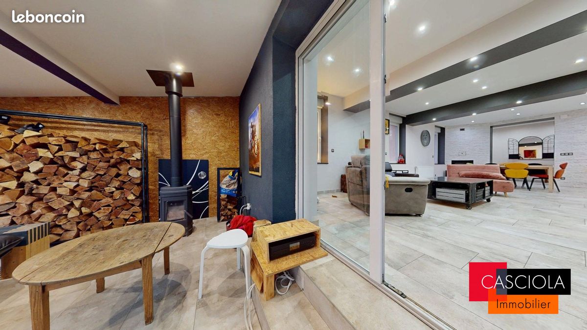 Maison 7 pièces 212 m² · à Florange · 212 m² · 415 000 €