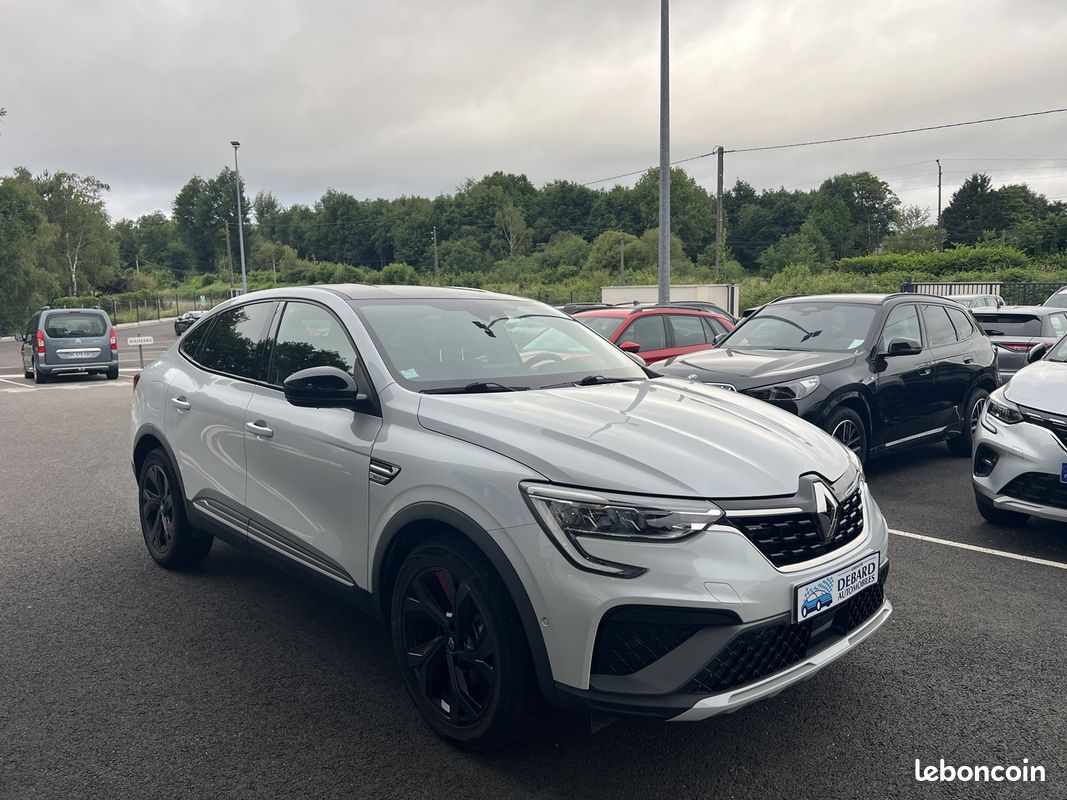 Renault ARKANA 1.6 E-TECH 145CH RS LINE (image 3)
