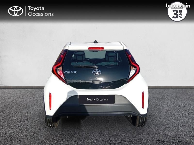 Toyota Aygo X 1.0 VVT-i 72ch Dynamic MY23 (image 17)