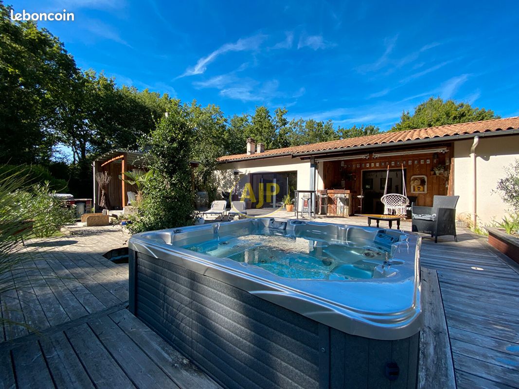 Maison 4 pièces 170 m² · à Vendays-Montalivet · 170 m² · 466 400 €