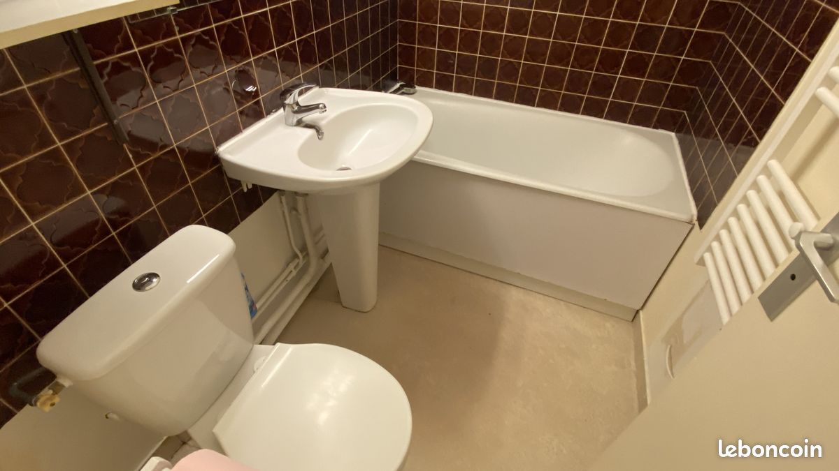 Studio 1 pièce 21 m² - Bordeaux 33000 (image principale 8)