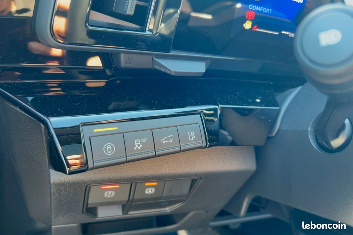 Renault Rafale 4X4 300 ESPRIT ALPINE PLUS -16% (image 13)
