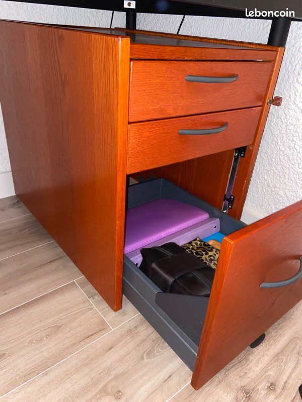 Grand bureau+caisson de rangement (image 3)