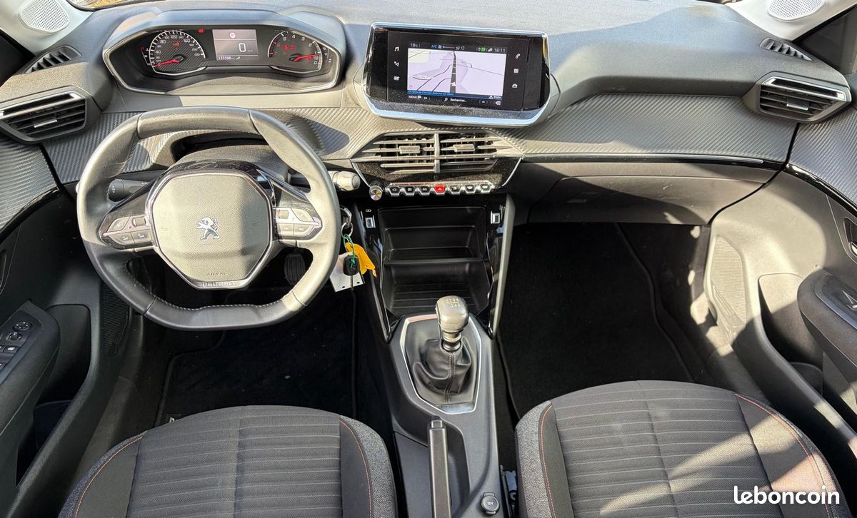 Peugeot 208 1.5 BLUEHDI 100CH S&S ACTIVE BUSINESS (image 9)