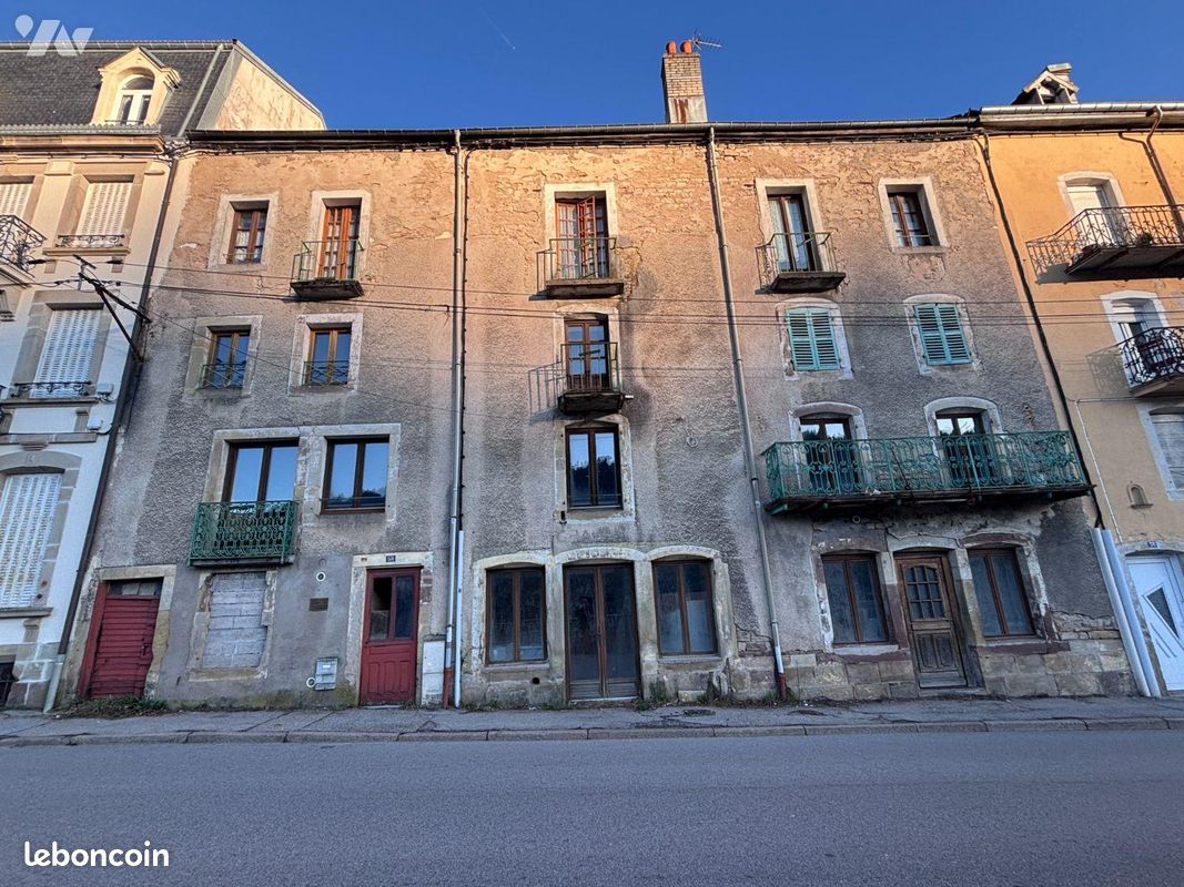 Immeuble 430 m² · à Plombières-les-Bains · 430 m² · 90 000 €