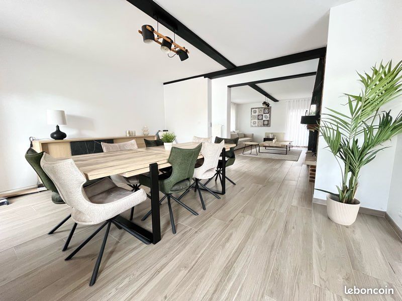 Maison 8 pièces 280 m² · à Neuves-Maisons · 280 m² · 439 000 €