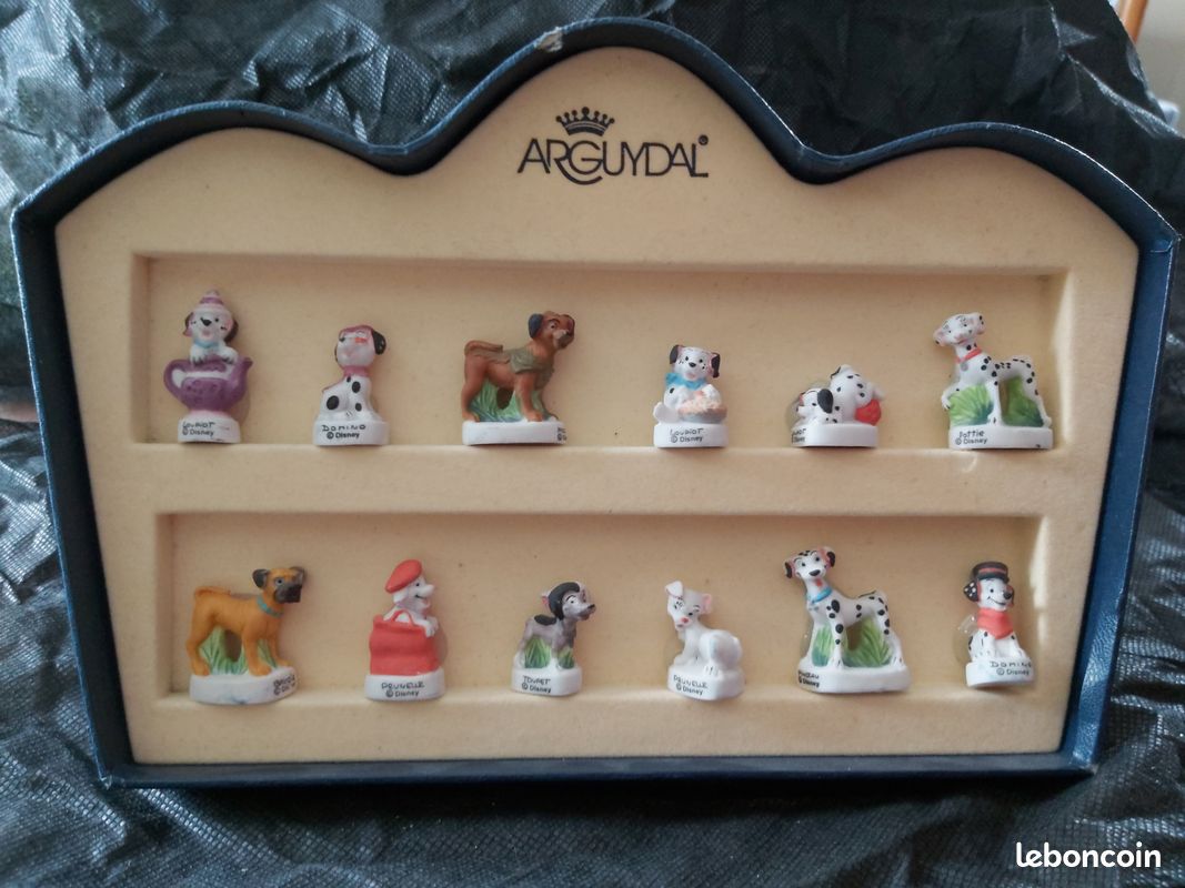Fève Dalmatien et son coffret (image 1)
