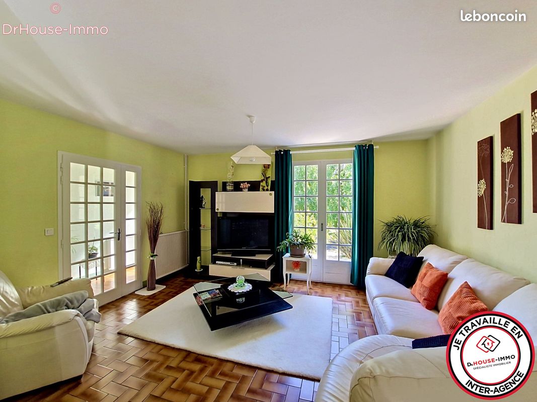 Maison 5 pièces 106 m² · à Chauray · 106 m² · 295 000 €